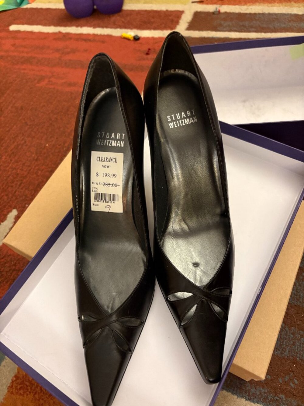 Stuart Weitzman Ontherun Black Calf Leather Pumps Size 9M